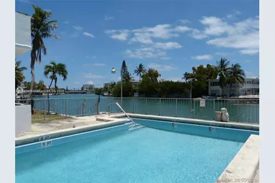 250 S Shore Dr #5, Miami Beach, FL 33141 - Photo 2