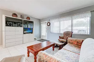800 SW 10th Terrace, Hallandale Beach, FL 33009 - Photo 4