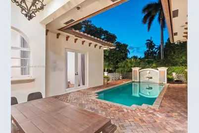 1223 Jackson St, Hollywood, FL 33019 - Photo 2