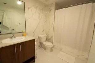 10950 NW 82nd St, Doral, FL 33178 - Photo 10