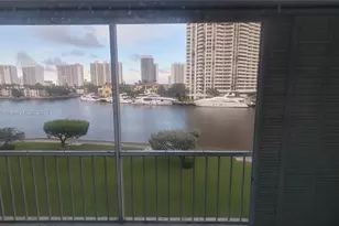 3030 Marcos Dr, Aventura, FL 33160 - Photo 12