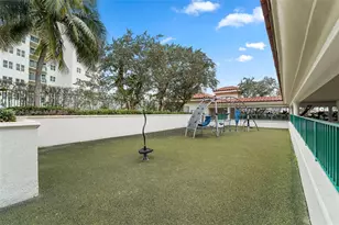 19900 E Country Club Dr, Aventura, FL 33180 - Photo 30