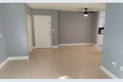 15231 SW 80th St #209, Miami, FL 33193 - Photo 2