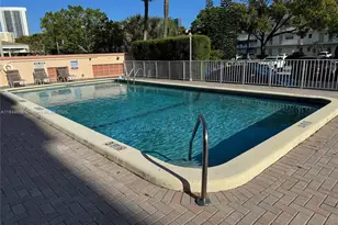 2200 E Hallandale Beach Blvd, Hallandale Beach, FL 33009 - Photo 12