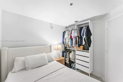 244 Biscayne Blvd #1808, Miami, FL 33132 - Photo 8