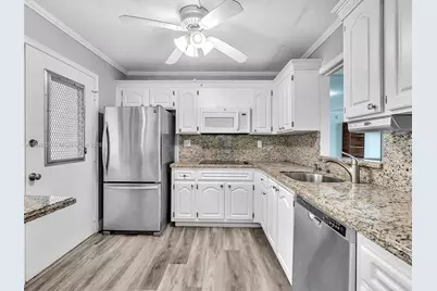 3600 NE 170th St #102, North Miami Beach, FL 33160 - Photo 8