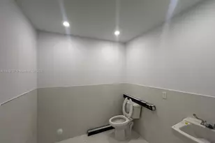 181 NW 44th St, Miami, FL 33127 - Photo 14