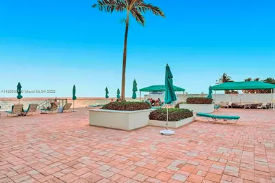 [Address not provided], Hollywood, FL 33019 - Photo 14
