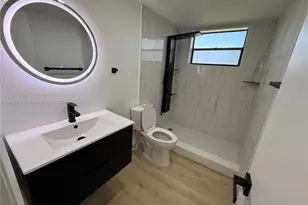 7950 W McNab Rd, Tamarac, FL 33321 - Photo 24