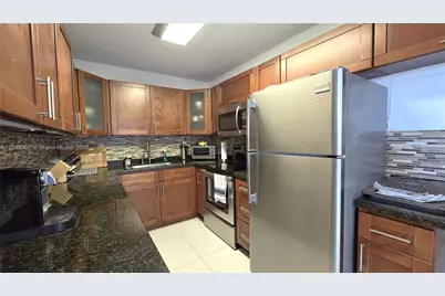 3731 N Country Club Dr #1825, Aventura, FL 33180 - Photo 8