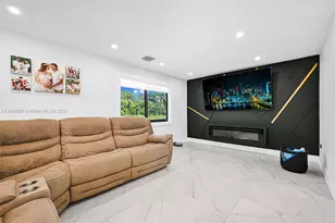 19777 SW 334th St, Homestead, FL 33034 - Photo 8