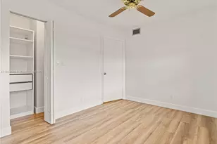 9460 Sunrise Lakes Blvd, Sunrise, FL 33322 - Photo 6