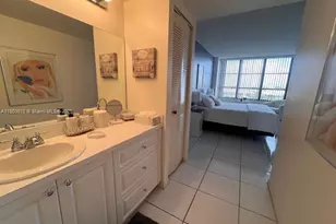 600 Three Islands Boulevard, Hallandale Beach, FL 33009 - Photo 18