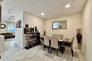 1420 SE 26th Ave, Homestead, FL 33035 - Photo 8