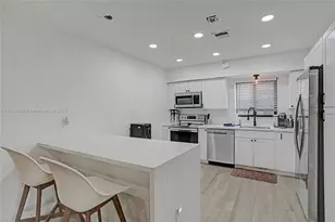 278 NE 116th St, Miami, FL 33161 - Photo 4