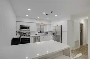 278 NE 116th St, Miami, FL 33161 - Photo 6