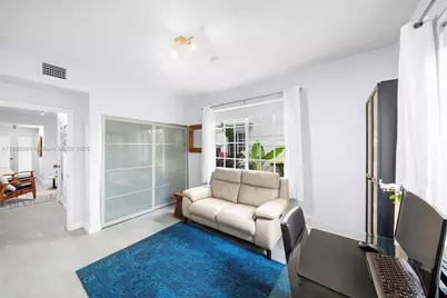 1569 Michigan Ave #10, Miami Beach, FL 33139 - Photo 10