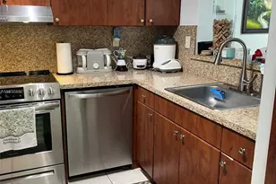 9682 Fontainebleau Blvd, Miami, FL 33172 - Photo 20