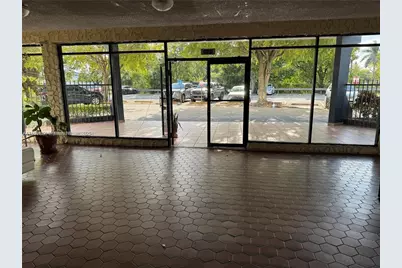 9682 Fontainebleau Blvd #401, Miami, FL 33172 - Photo 8