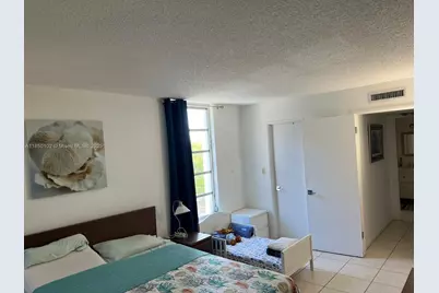 9682 Fontainebleau Blvd #401, Miami, FL 33172 - Photo 28