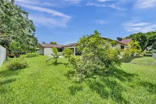 9461 SW 134th St, Miami, FL 33176 - Photo 32