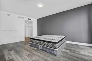 1750 N Bayshore Dr, Miami, FL 33132 - Photo 16