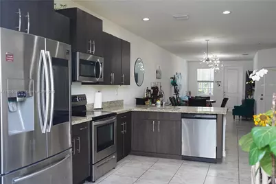 1386 SE 23rd Ter, Homestead, FL 33035 - Photo 6