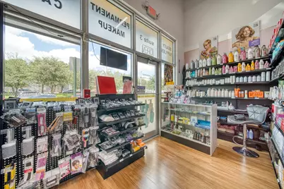Full Service Salon Suite For Sale in Hialeah Gardens, Hialeah, FL 33016 - Photo 18