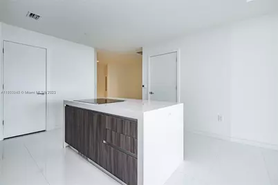 851 NE 1st Ave #2100, Miami, FL 33132 - Photo 8