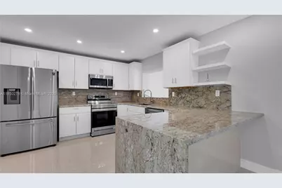 255 NE 164th St, Miami, FL 33162 - Photo 14