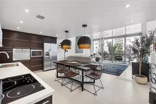 6000 Collins Ave, Miami Beach, FL 33140 - Photo 18