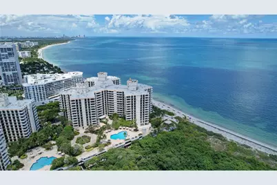 1111 Crandon Blvd #A404, Key Biscayne, FL 33149 - Photo 2