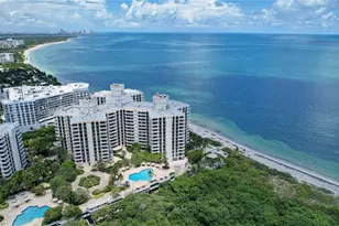 1111 Crandon Blvd, Key Biscayne, FL 33149 - Photo 2