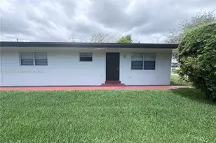 5718 Lincoln St, Hollywood, FL 33021 - Photo 1