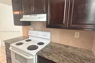 5814 NE 4th Ct, Miami, FL 33137 - Photo 6