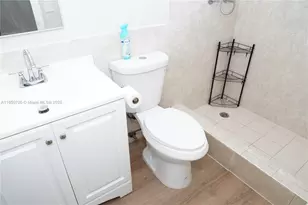 2405 NW 54th St, Tamarac, FL 33309 - Photo 22
