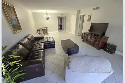 302 Lakeview Dr #102, Weston, FL 33326 - Photo 16