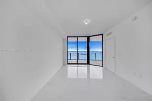 700 NE 24th St, Miami, FL 33137 - Photo 24