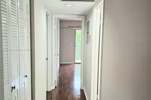 251 SW 132nd Way, Pembroke Pines, FL 33027 - Photo 10