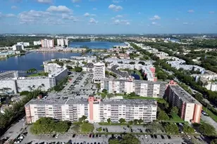 1770 NE 191st St, Miami, FL 33179 - Photo 2