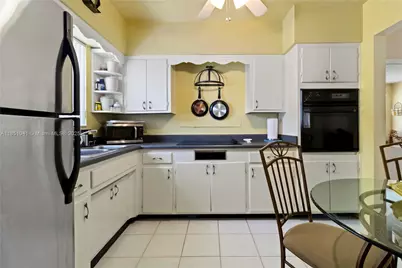 1545 NE 158th St, North Miami Beach, FL 33162 - Photo 12