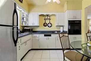 1545 NE 158th St, North Miami Beach, FL 33162 - Photo 12