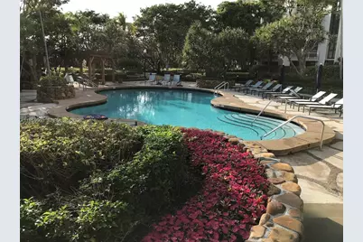 2000 Towerside Ter #1203, Miami, FL 33138 - Photo 2