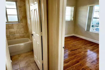 340 84th St #3, Miami Beach, FL 33141 - Photo 12