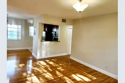 340 84th St #3, Miami Beach, FL 33141 - Photo 8