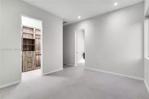 12190 NW 6th St, Miami, FL 33182 - Photo 32