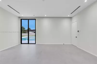 12190 NW 6th St, Miami, FL 33182 - Photo 38