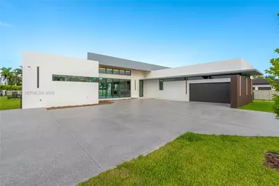 12190 NW 6th St, Miami, FL 33182 - Photo 6