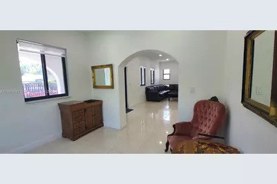 1721 SW 24th Ter, Miami, FL 33145 - Photo 10