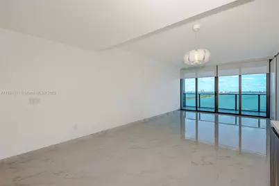 3131 NE 7th Ave #2104, Miami, FL 33137 - Photo 4